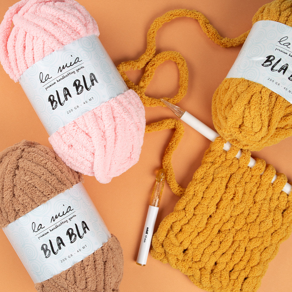 La Mia Bla Bla Hand Knitting Yarn ,Cinnamon LB005