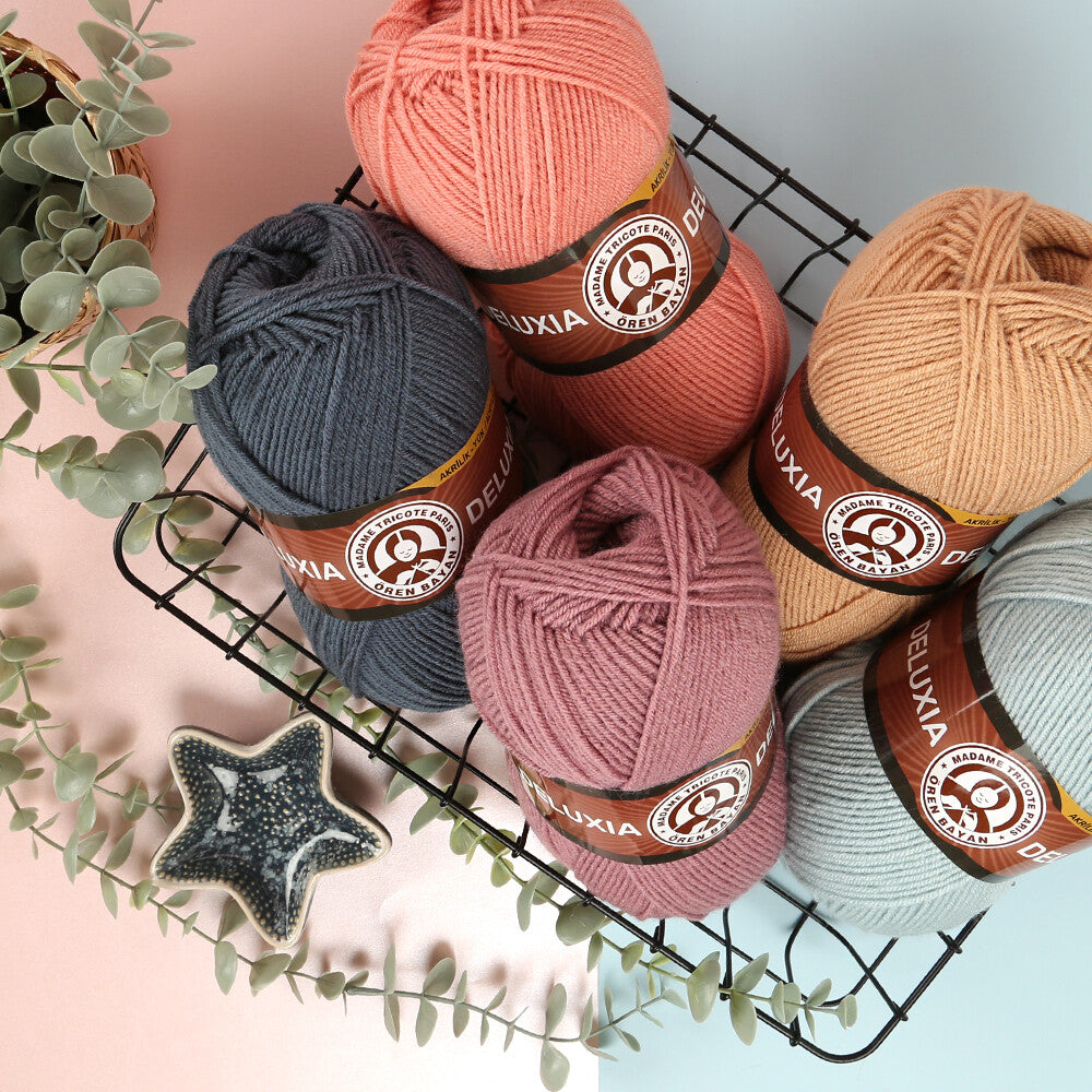 Madame Tricote Paris Deluxia Knitting Yarn, White - 100